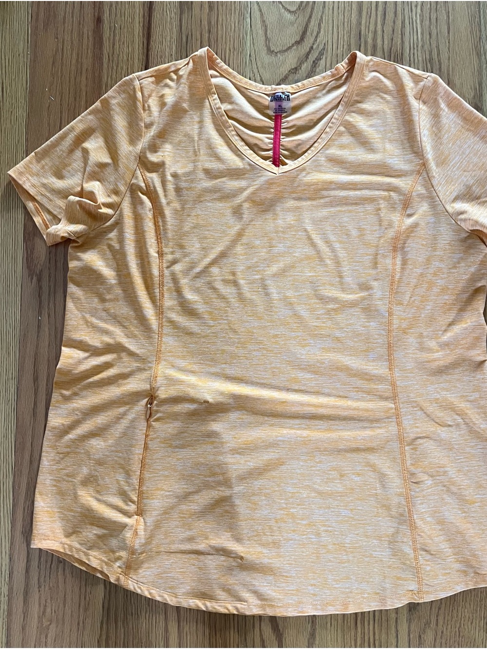 Duluth Trading Co Short-Sleeve V-Neck Tee in Peach Heather